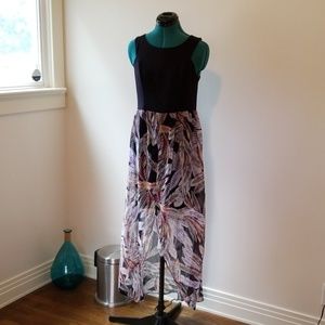 2/$20 Tropical Print Maxi Dress Size L